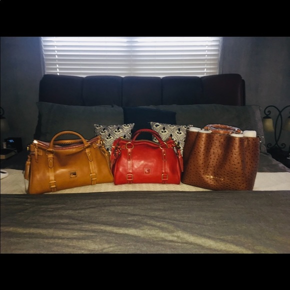 11/8 👜NEW👜Variety 👜 PURSE ARE UP (more to be posted - Picture 5 of 11